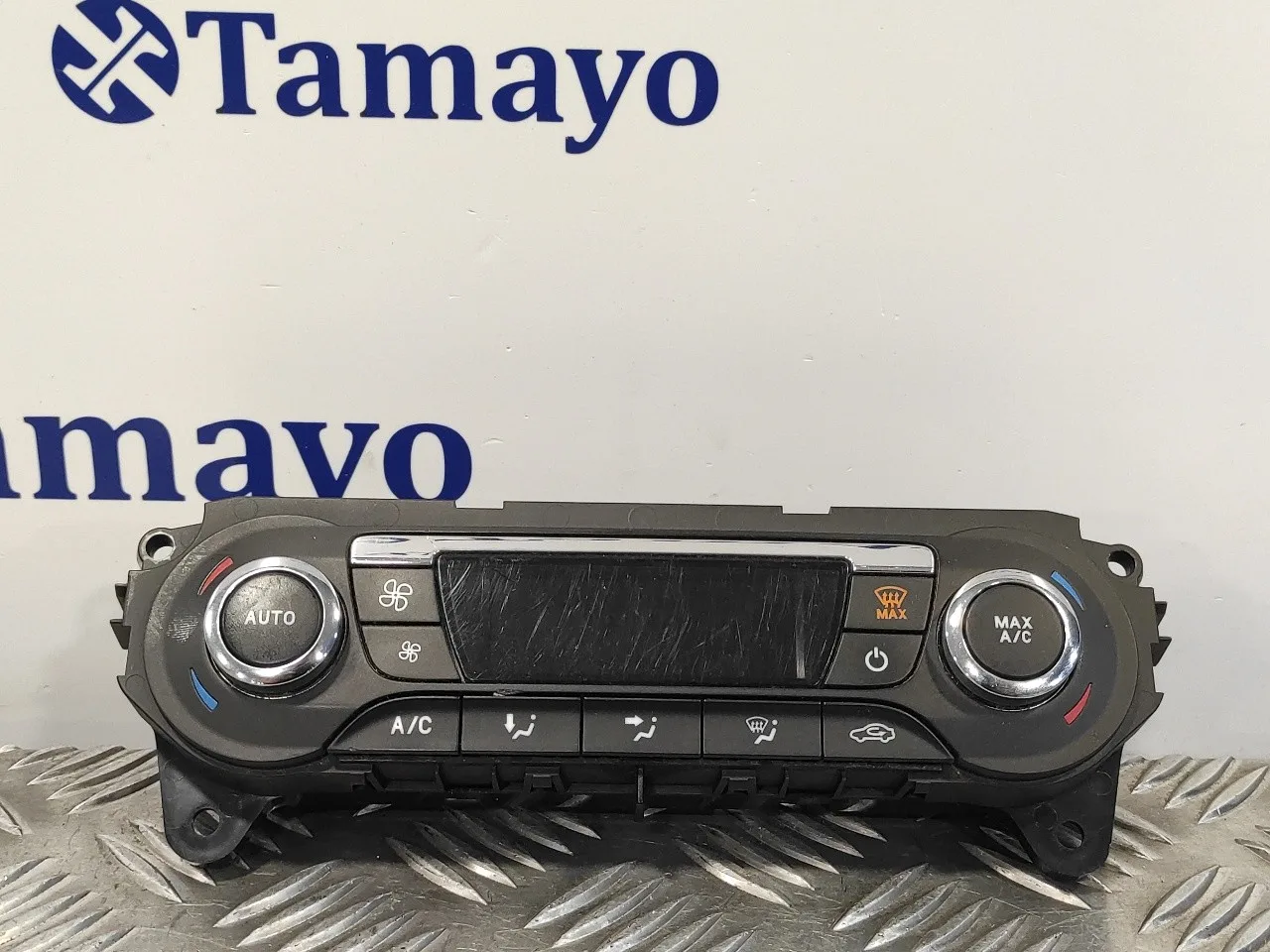Mando Climatizador para Ford Focus Lim. (Cb8)