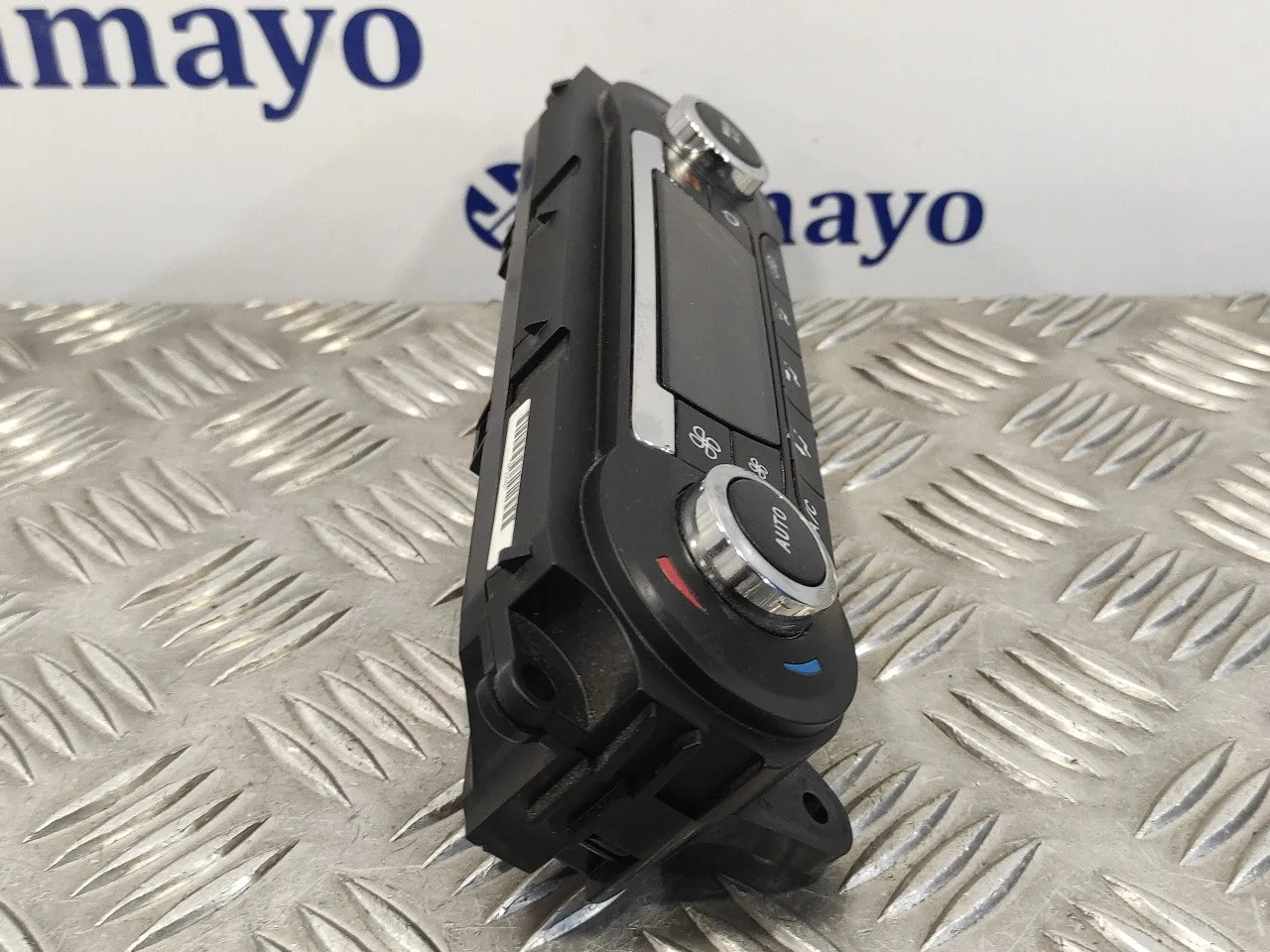 Mando Climatizador para Ford Focus Lim. (Cb8)