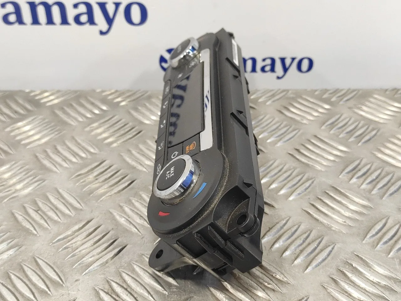 Mando Climatizador para Ford Focus Lim. (Cb8)