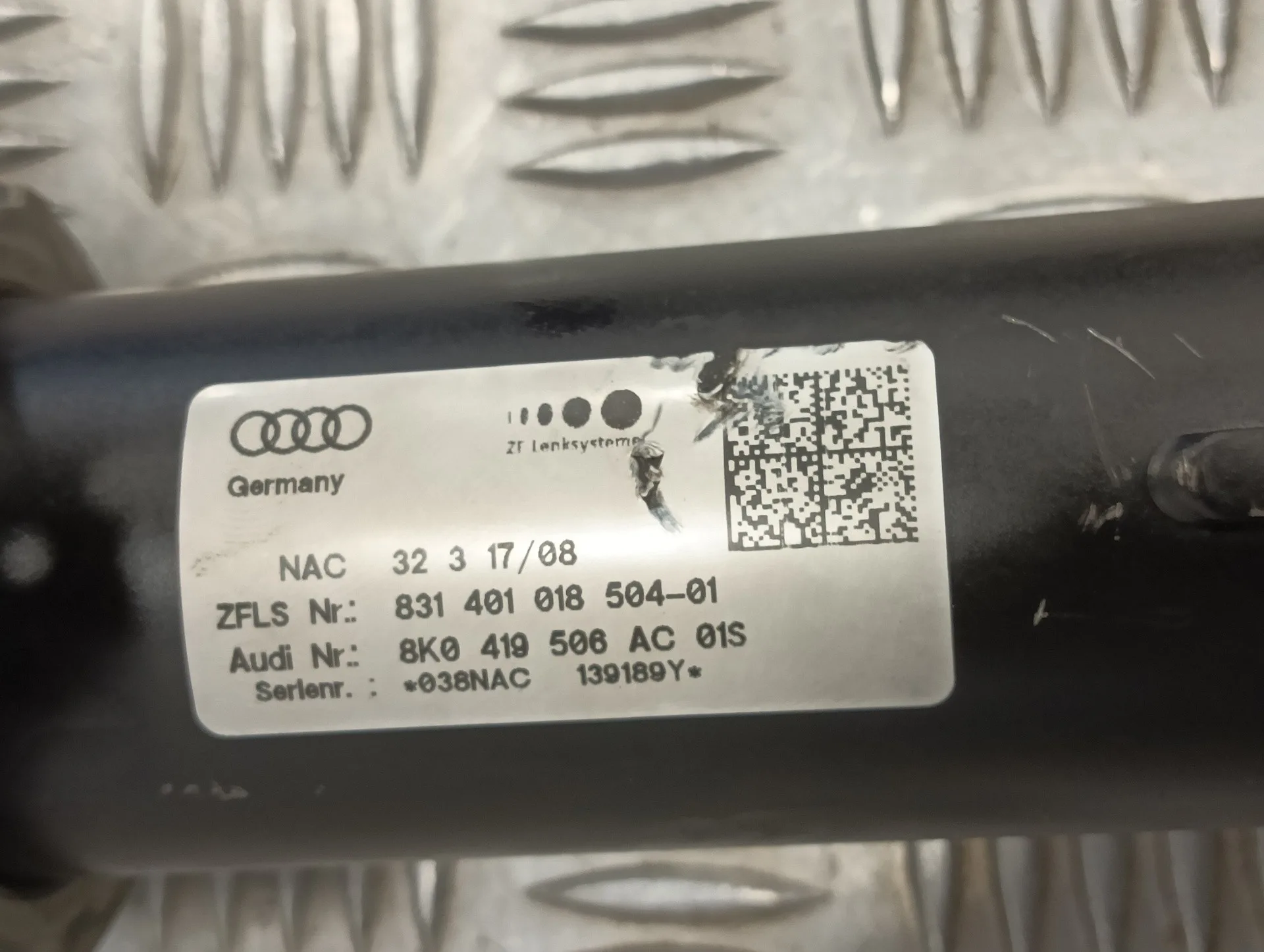 Columna Direccion para Audi A4 Avant (8K5) (2008)