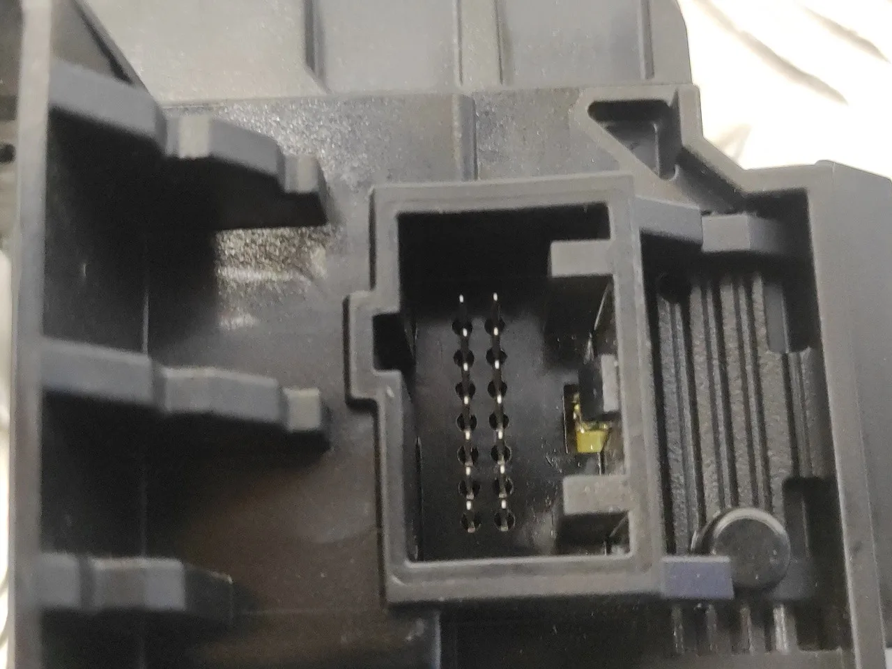 Sensor Angulo De Giro para Ford Focus Lim. (Cb8)