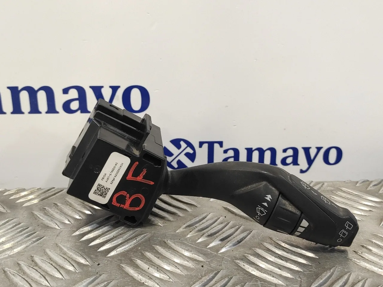 Mando Limpia para Ford Focus Lim. (Cb8)