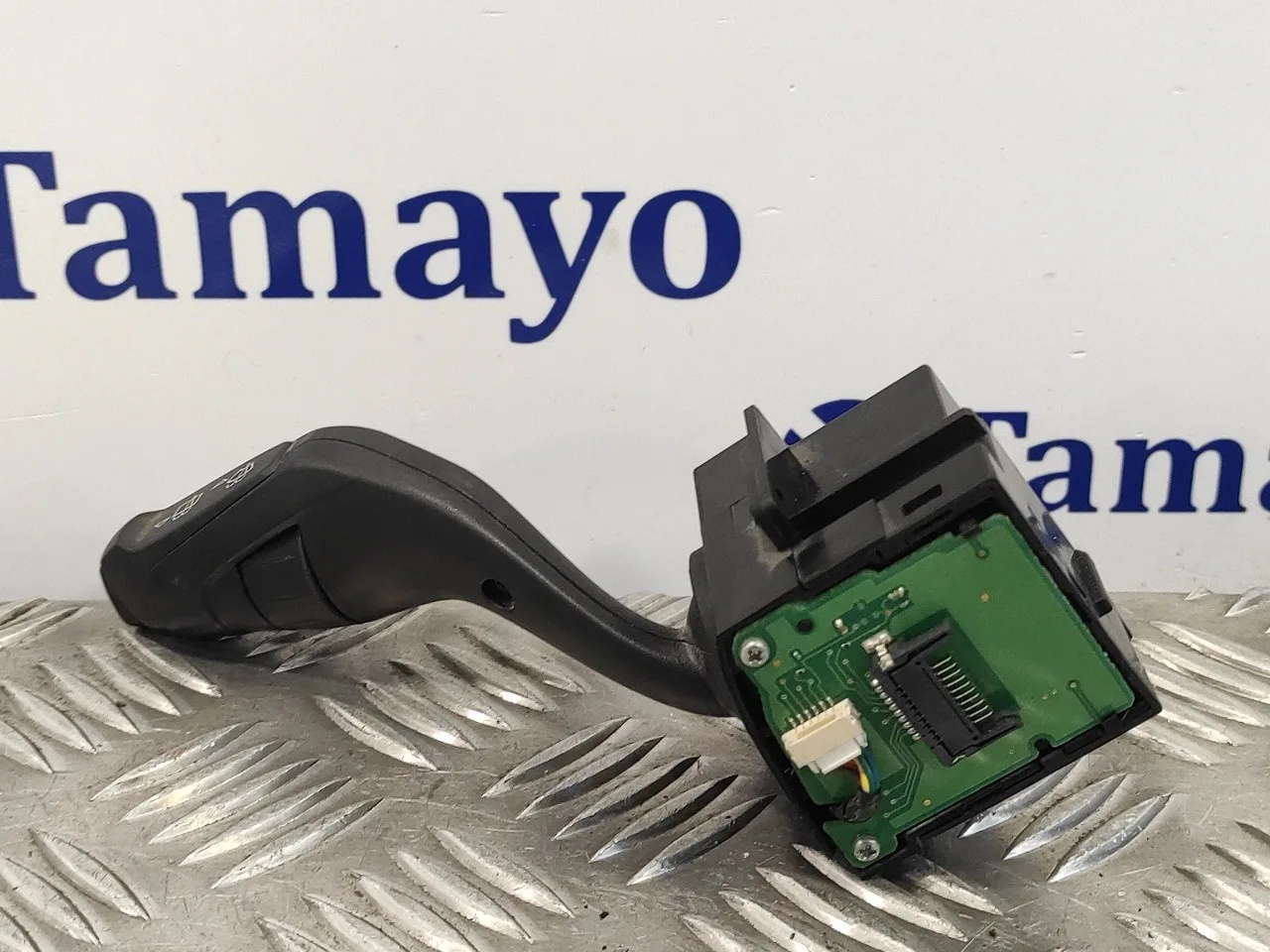Mando Limpia para Ford Focus Lim. (Cb8)