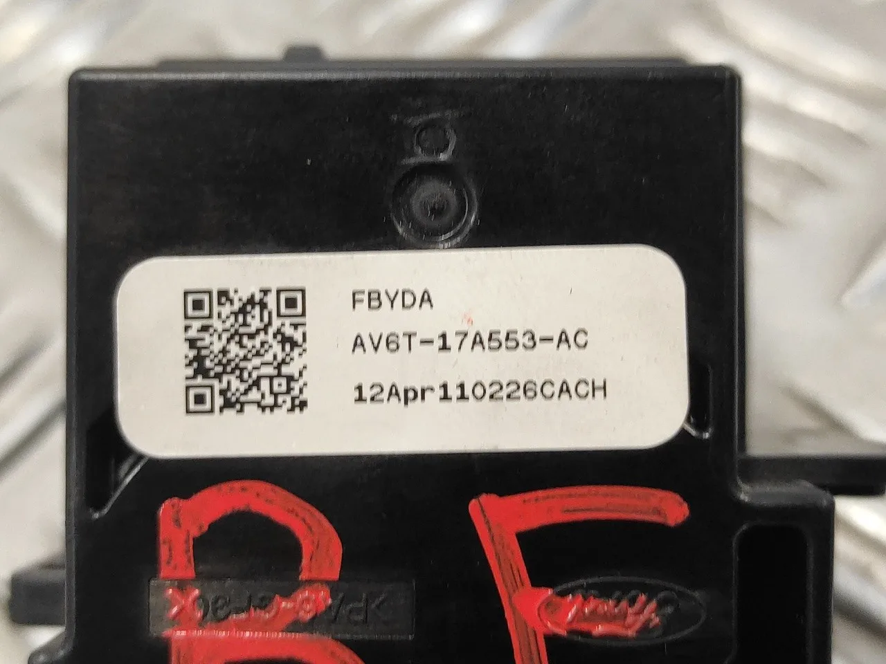 Mando Limpia para Ford Focus Lim. (Cb8)