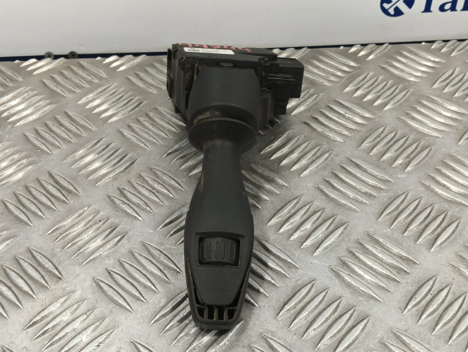 Mando Limpia para Ford Fiesta (Cb1)