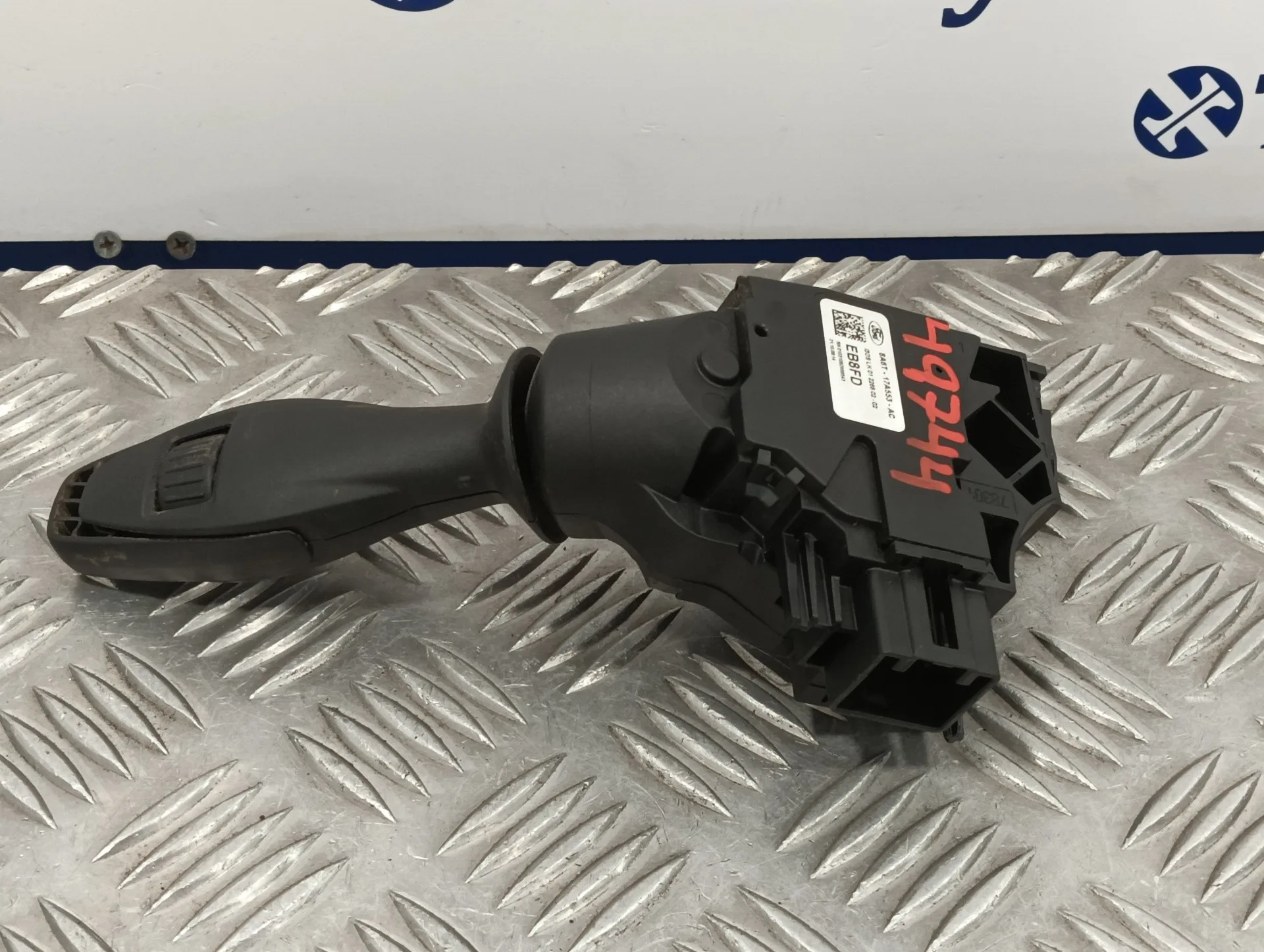 Mando Limpia para Ford Fiesta (Cb1)
