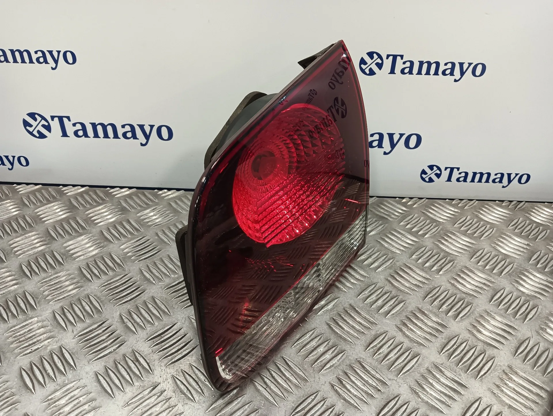 Piloto Trasero Derecho Interior para Volkswagen Touareg (7L6)