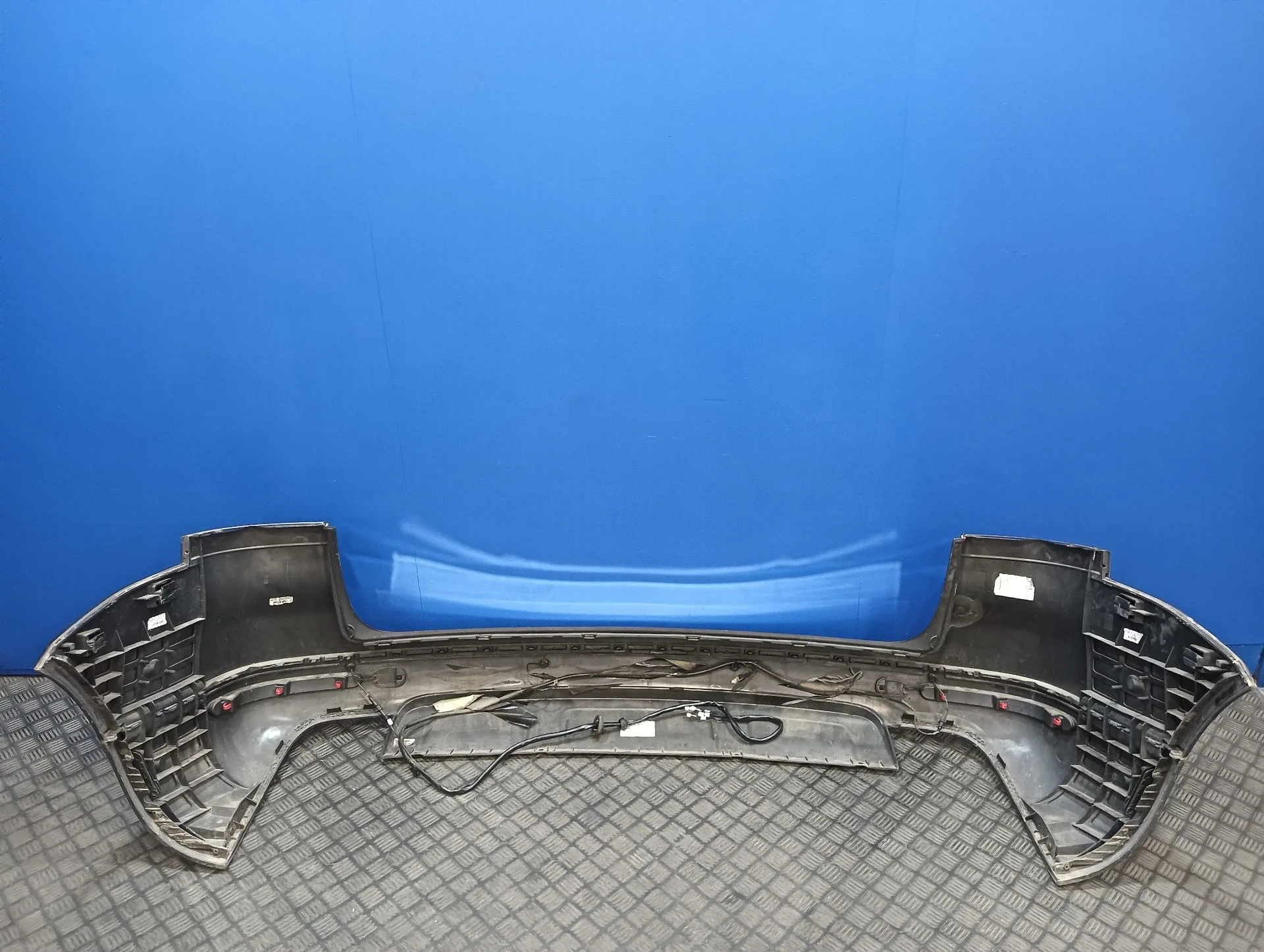 Paragolpes Trasero para Volkswagen Touareg (7L6)