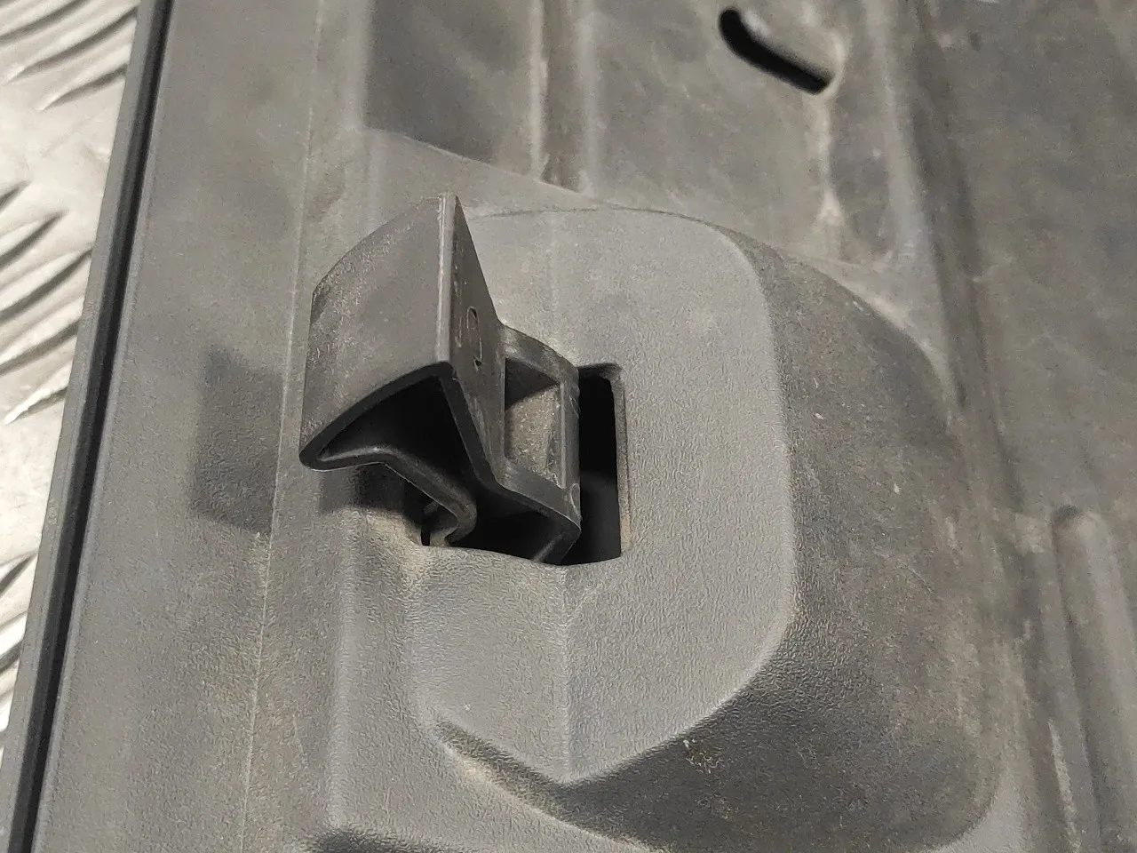 Guantera para Dacia Lodgy