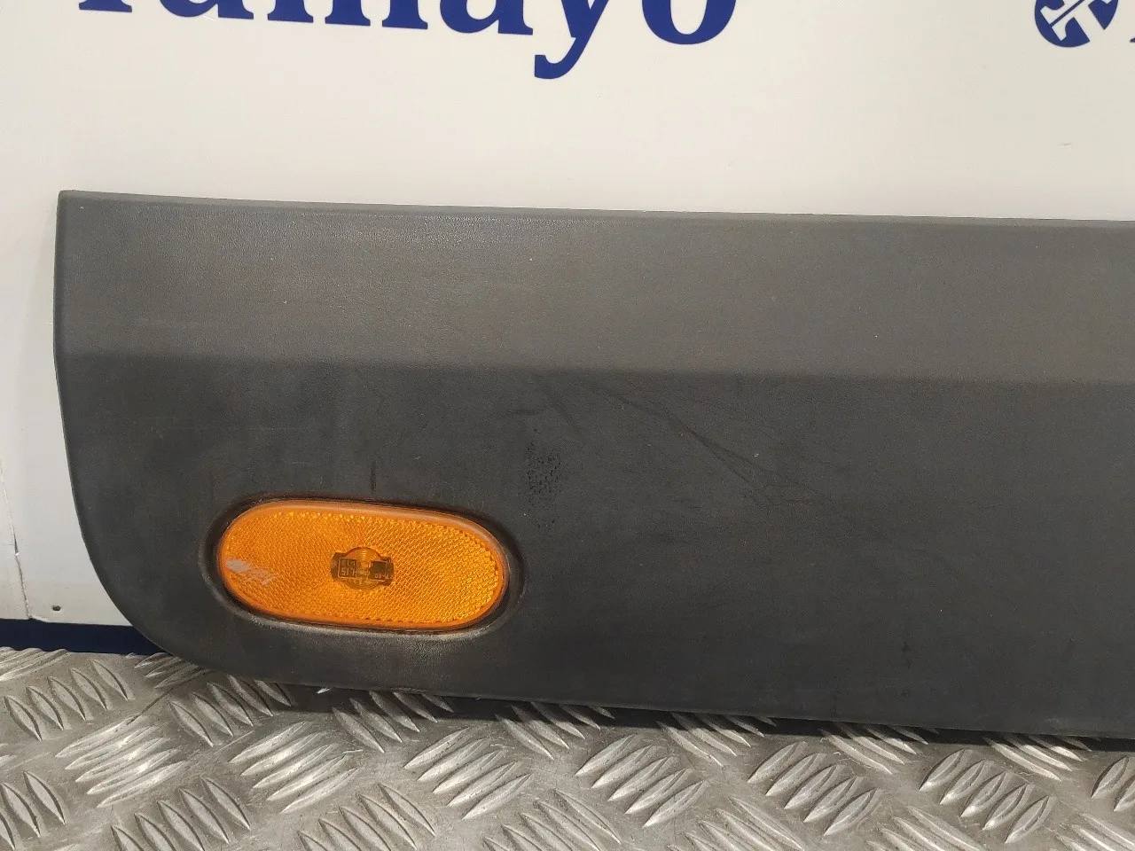Faldon Lateral para Mercedes-Benz Sprinter Ii James Cook (906)