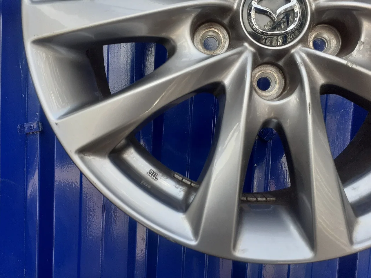 Llanta para Mazda 3 Berlina (Bp)