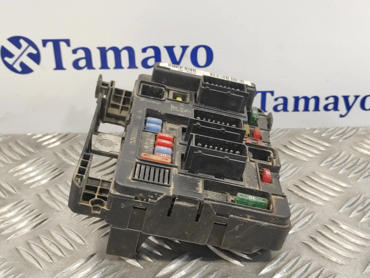 Caja Reles / Fusibles para Peugeot Partner (S2)