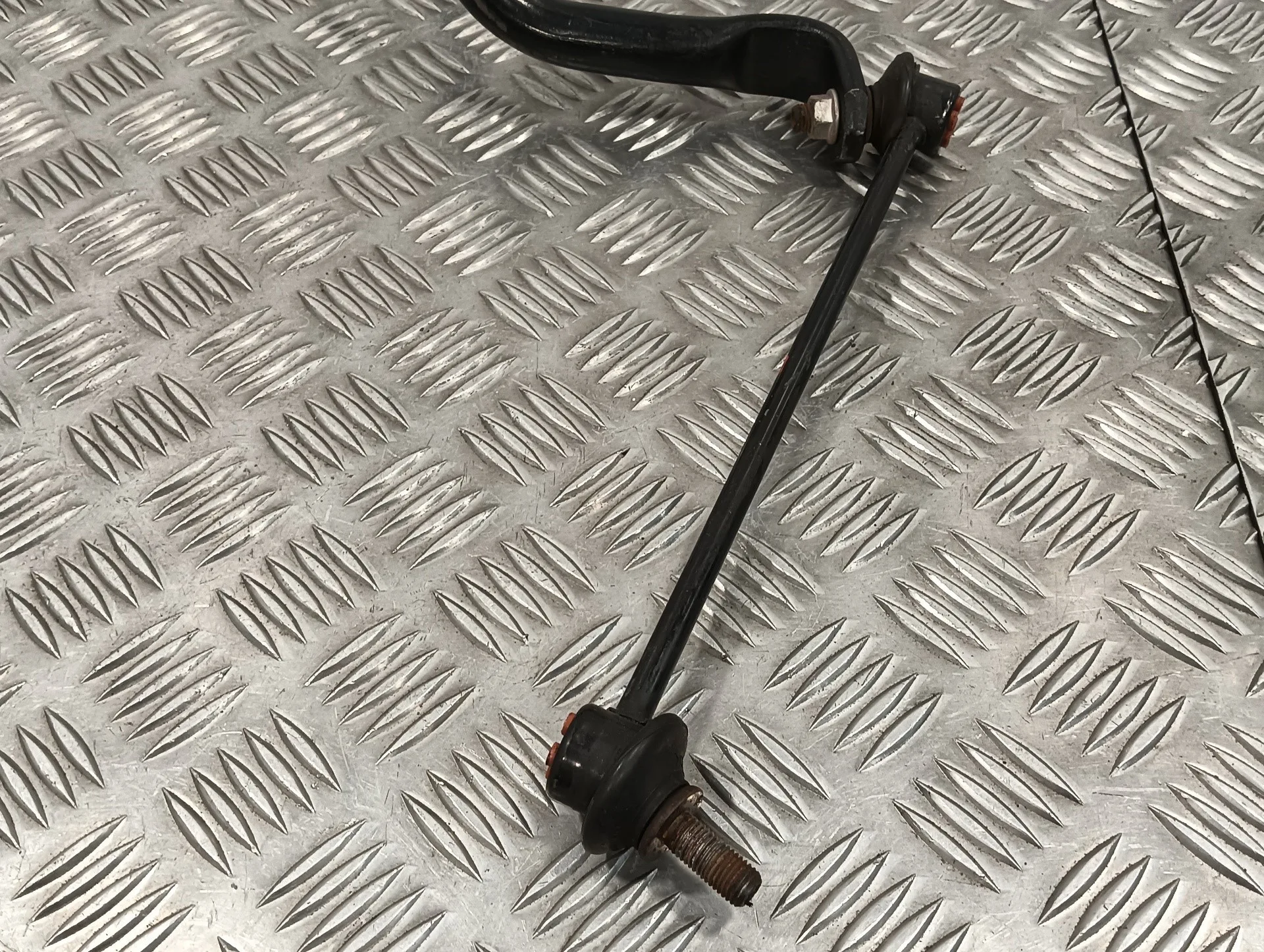 Barra Estabilizadora Delantera para Mazda 3 Berlina (Bp)