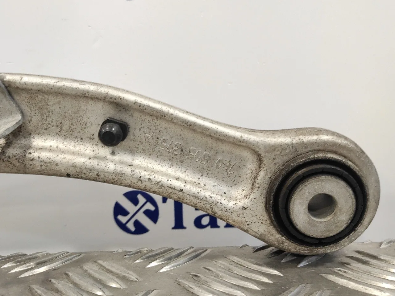 Brazo Suspension Inferior Trasero Izquierdo para Volkswagen Touareg (7L6)