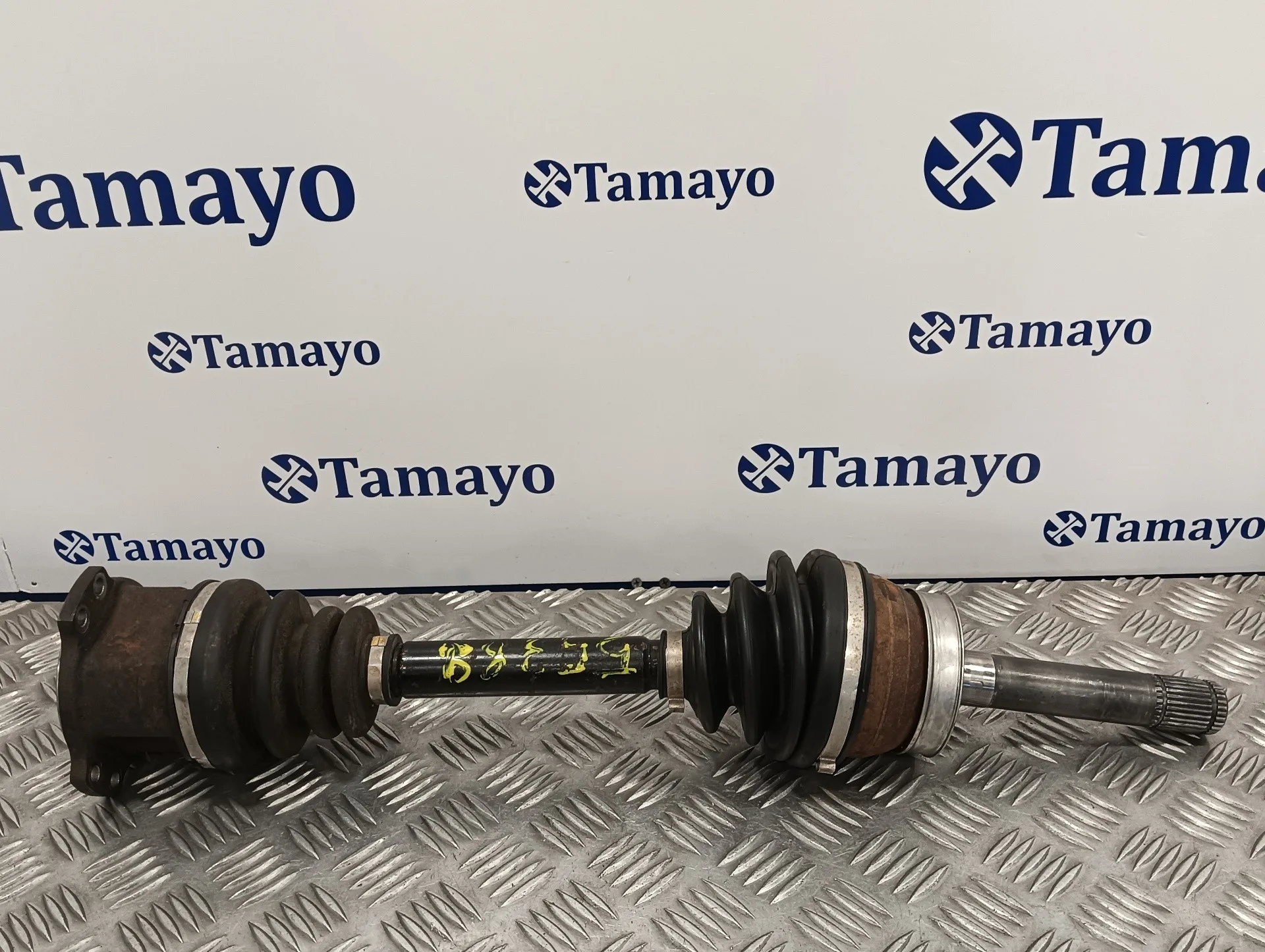 Transmision Delantera Izquierda para Nissan Pick-Up (D22)
