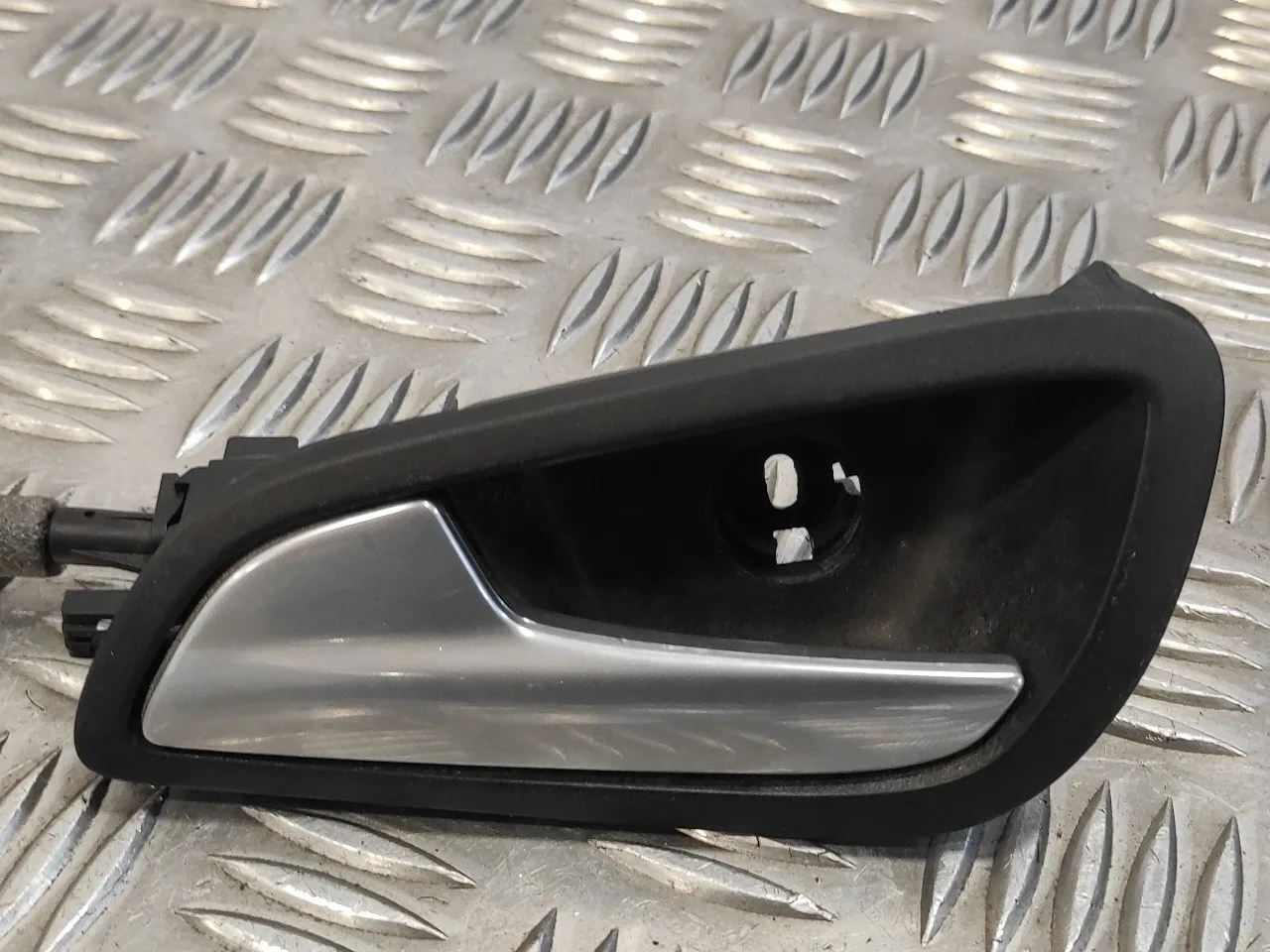 Cerradura Puerta Delantera Izquierda para Ford Focus Lim. (Cb8)