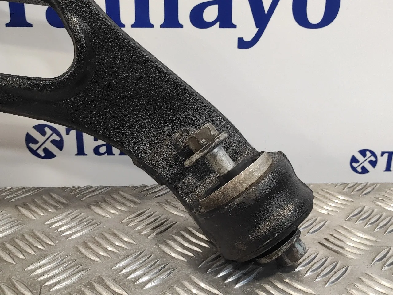Brazo Suspension Inferior Delantero Izquierdo para Volkswagen Touareg (7L6)