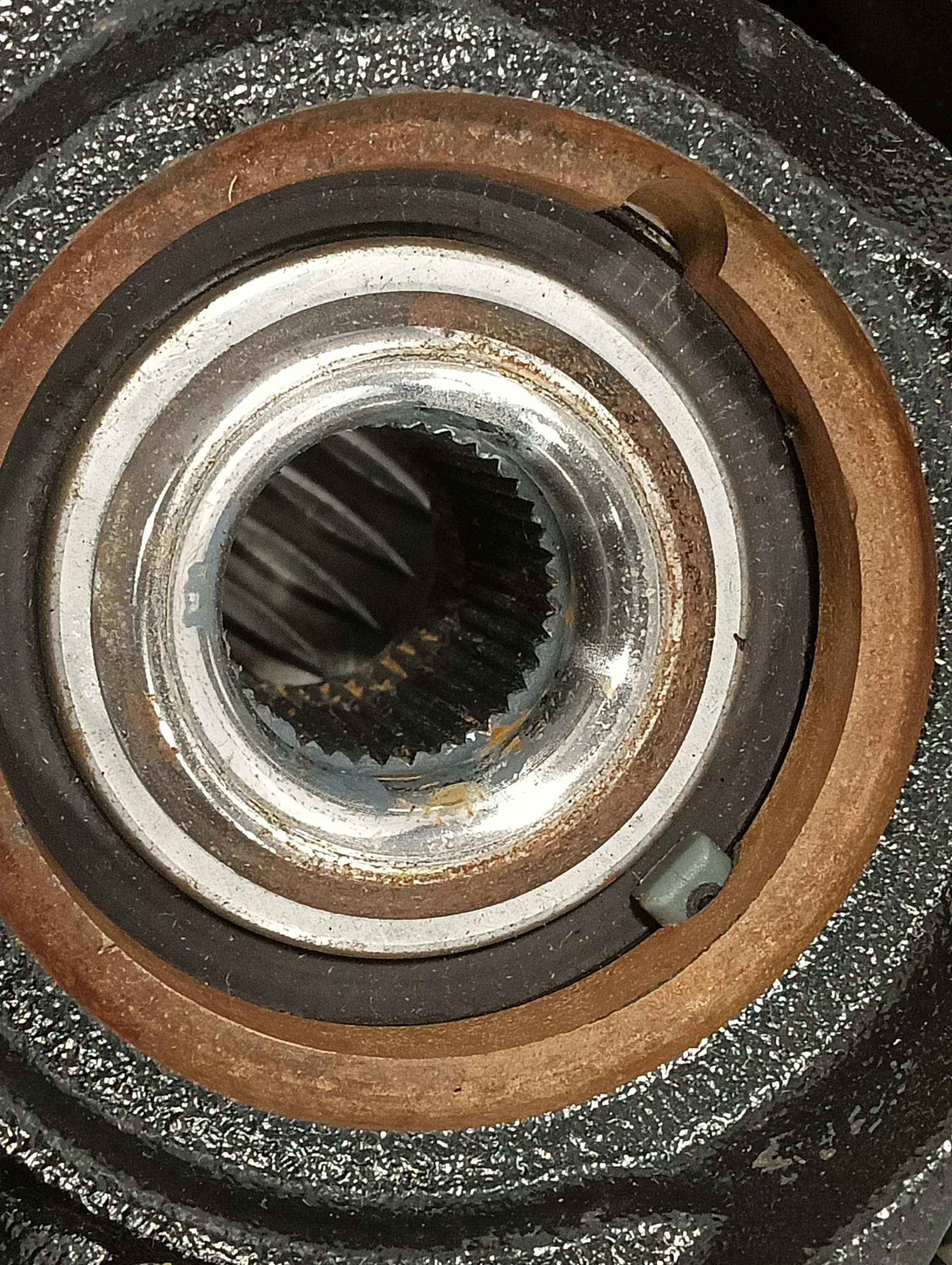 Mangueta Delantera Izquierda para Volkswagen Touareg (7L6)