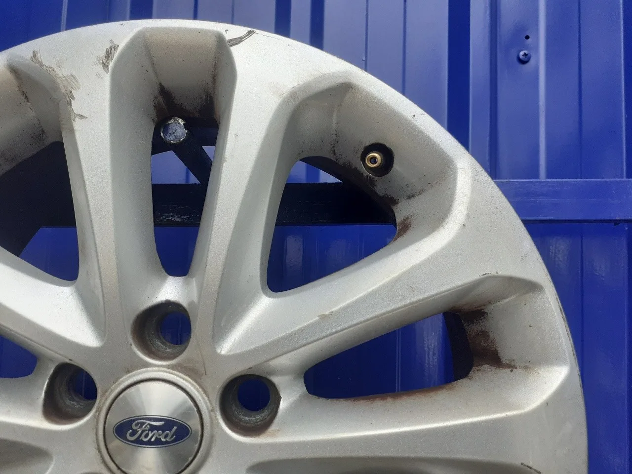 Llanta para Ford Focus Berlina (Cap)