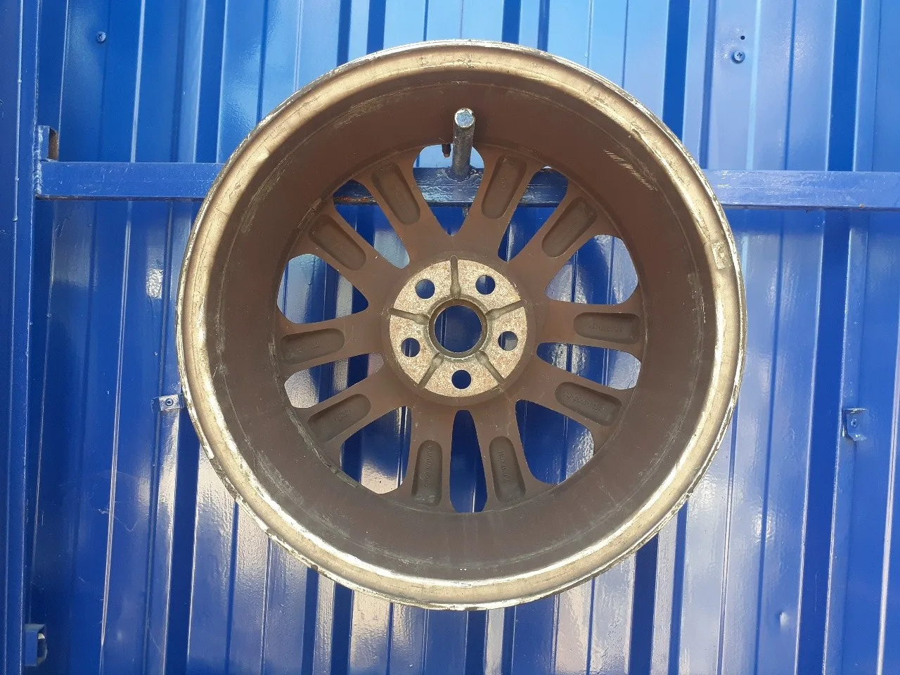 Llanta para Ford Focus Berlina (Cap)