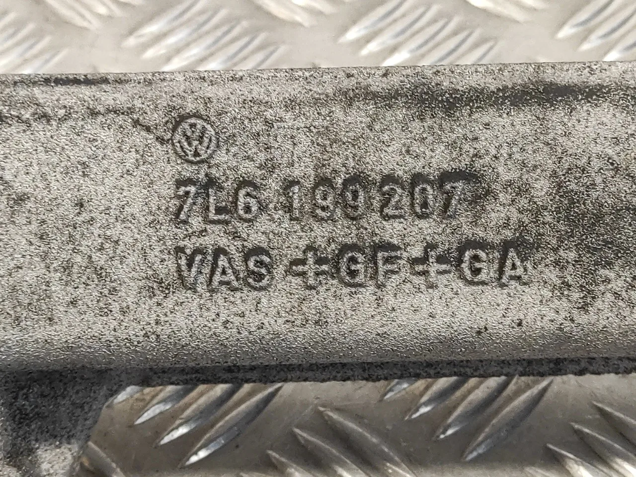 Puente Delantero para Volkswagen Touareg (7L6)