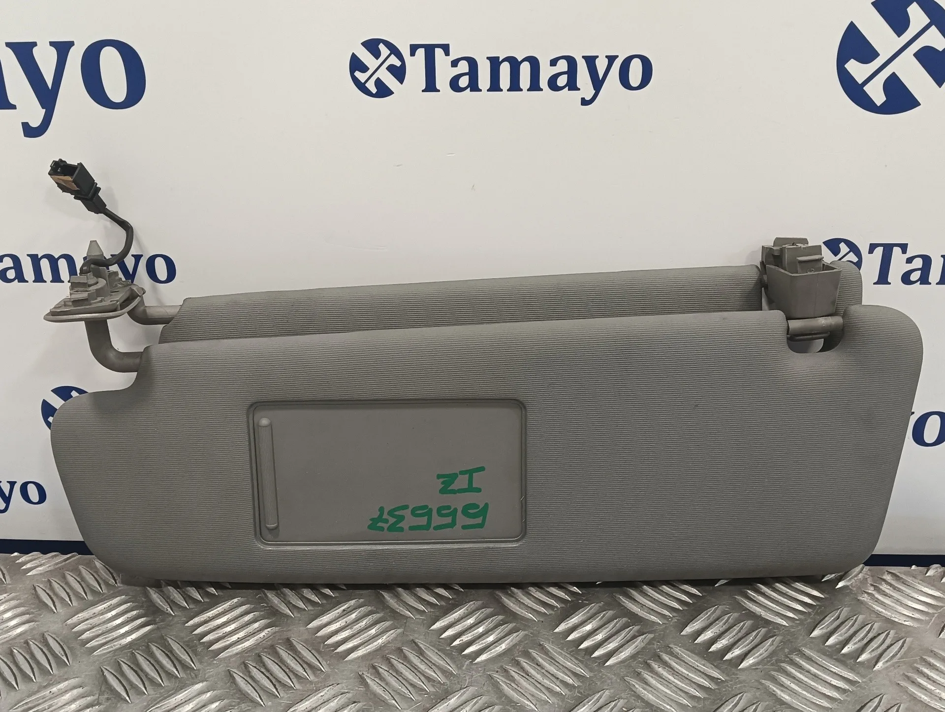 Parasol Izquierdo para Volkswagen Touareg (7L6)