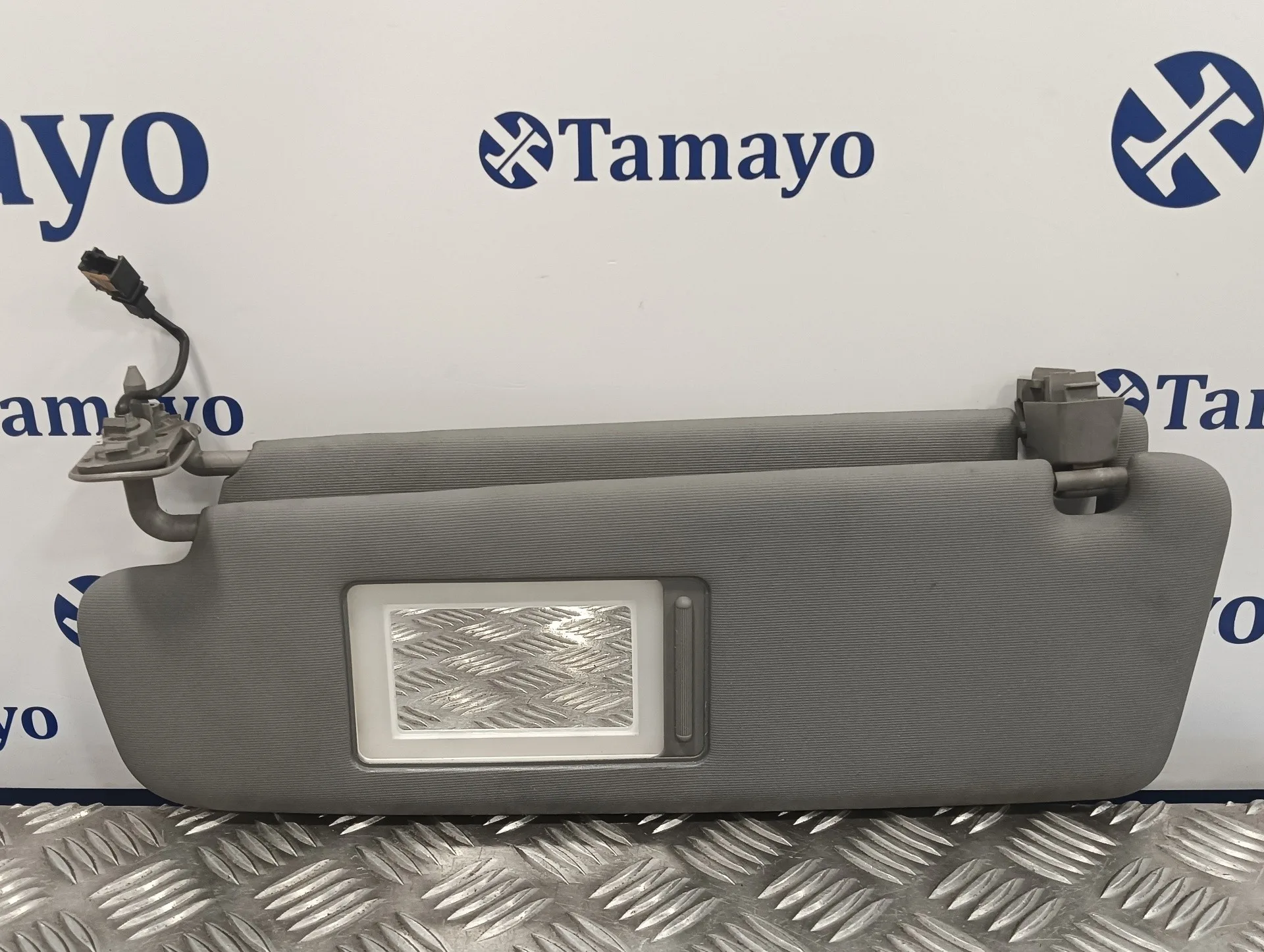 Parasol Izquierdo para Volkswagen Touareg (7L6)