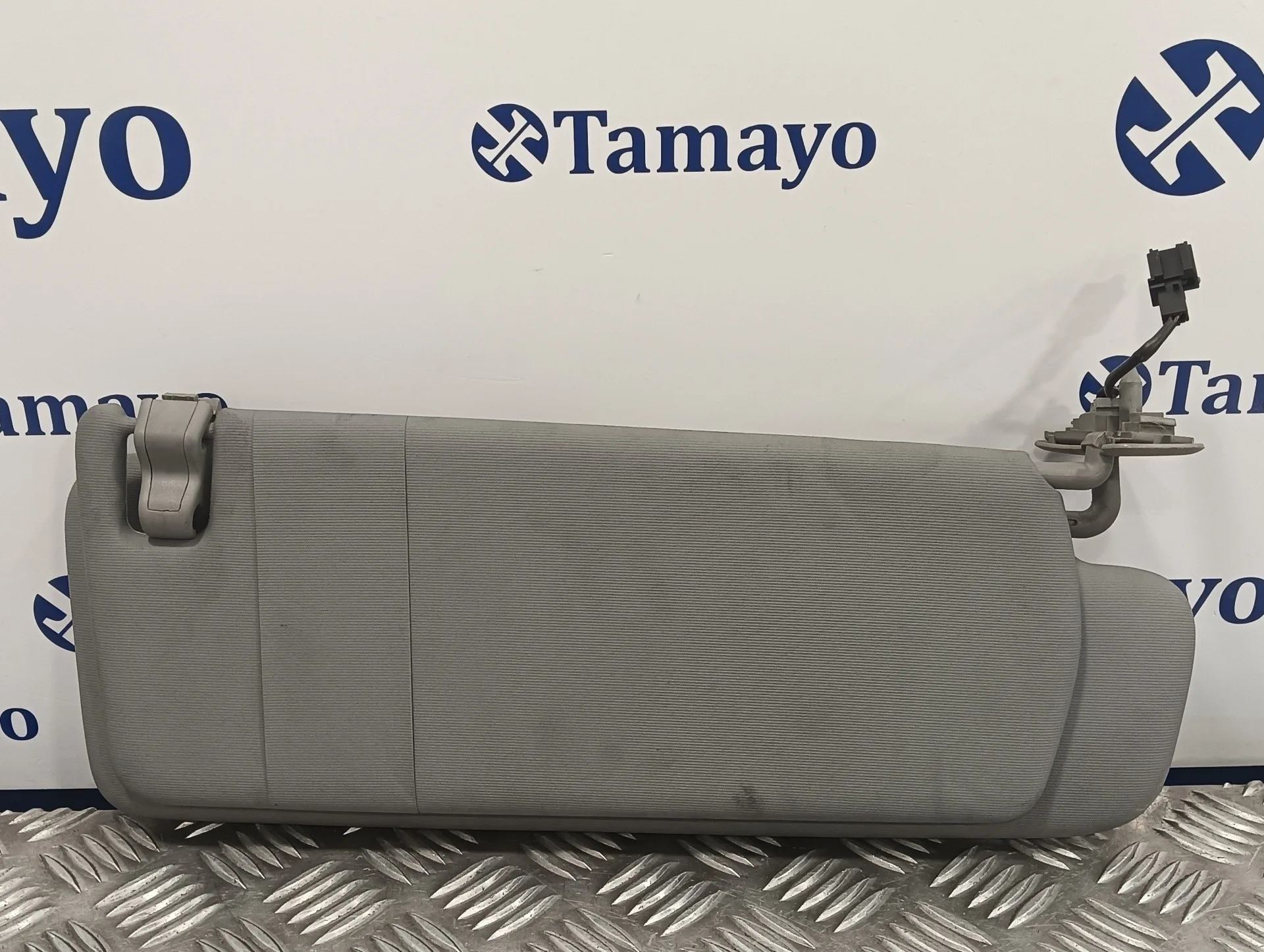 Parasol Izquierdo para Volkswagen Touareg (7L6)