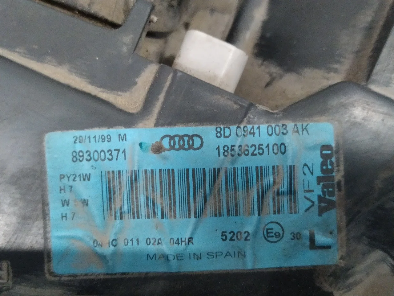 Faro Izquierdo para Audi A4 Berlina (B5)