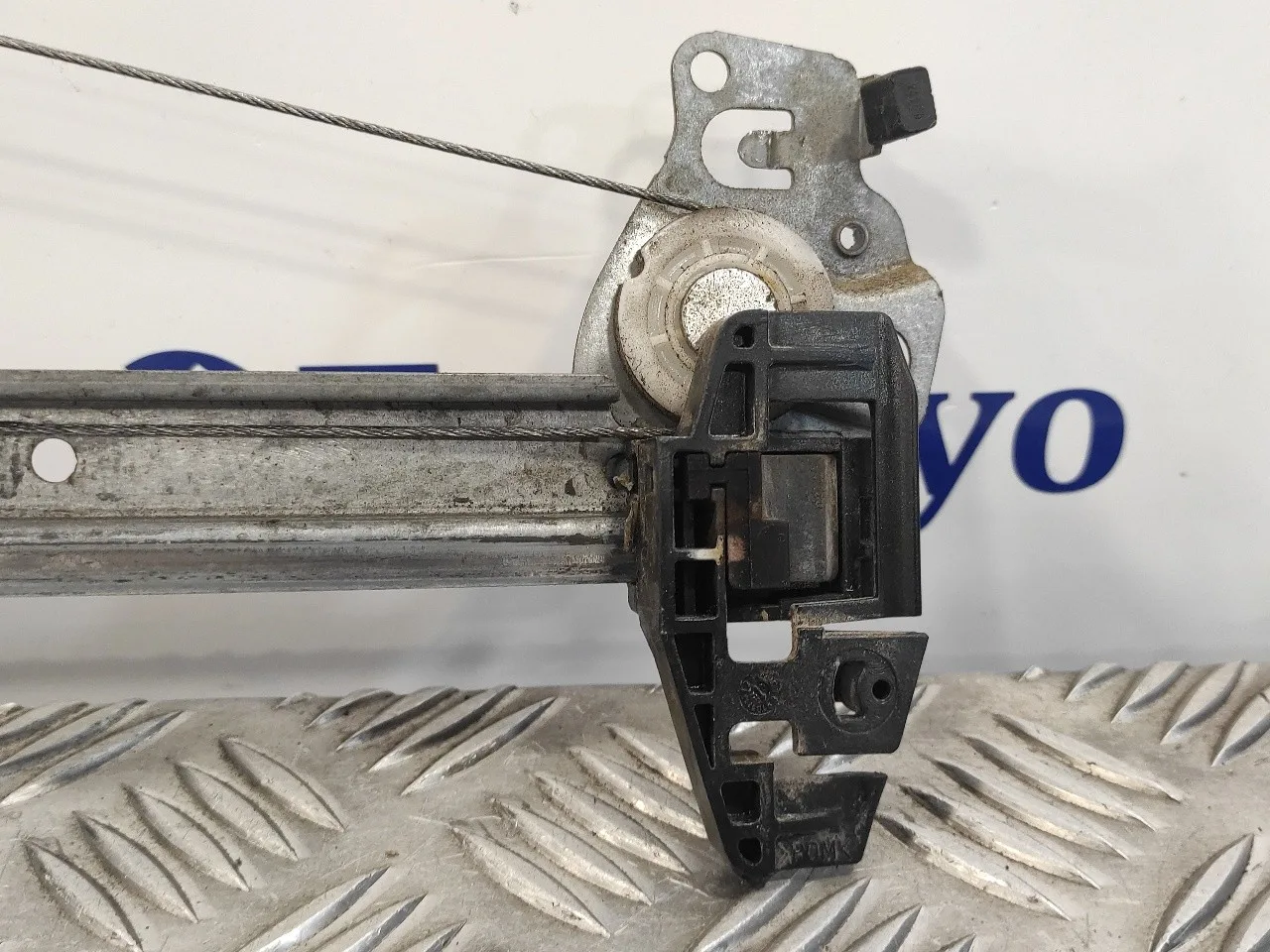 Elevalunas Delantero Izquierdo para Citroën C3