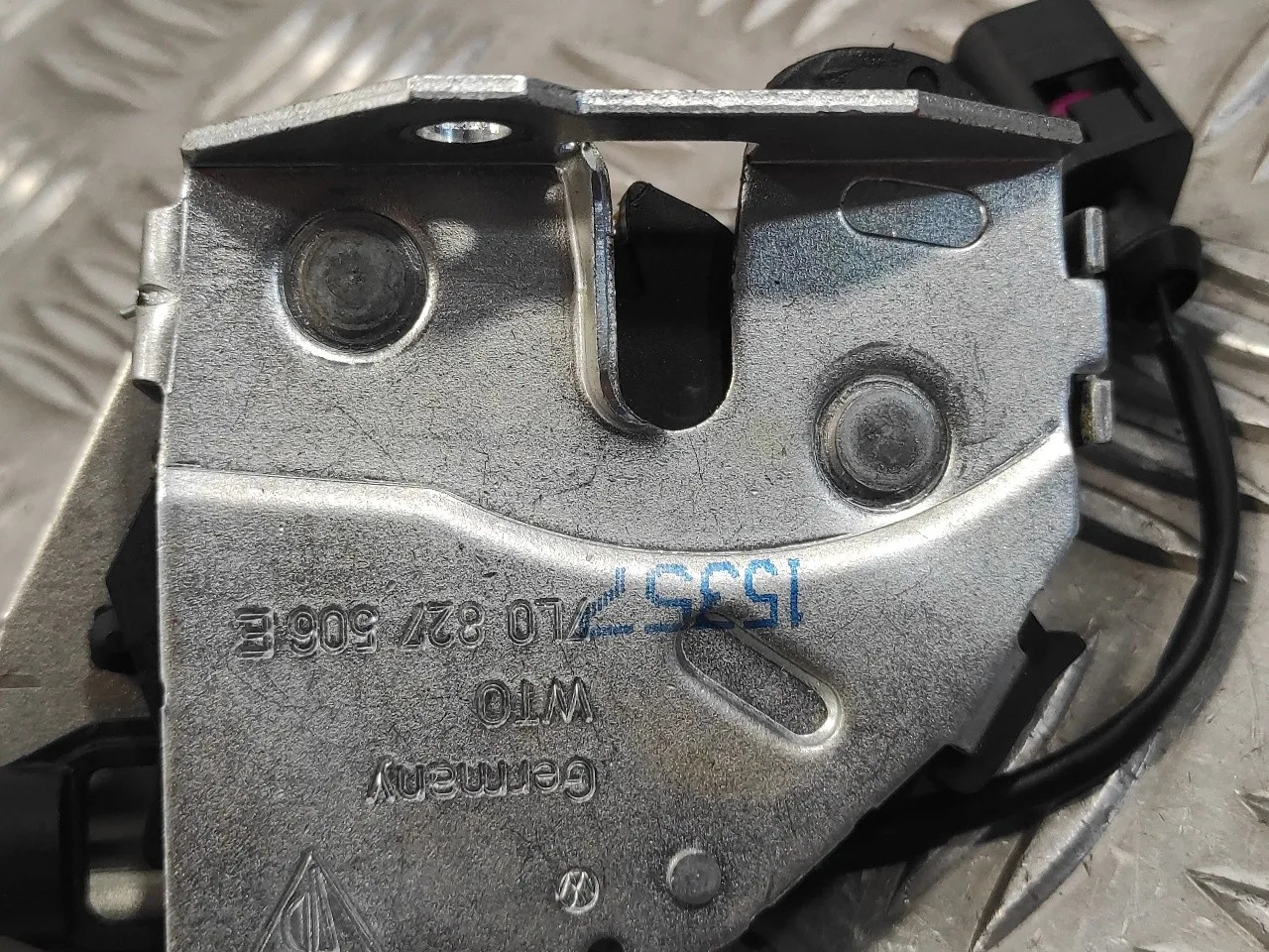 Cerradura Maletero / Porton para Volkswagen Touareg (7L6)
