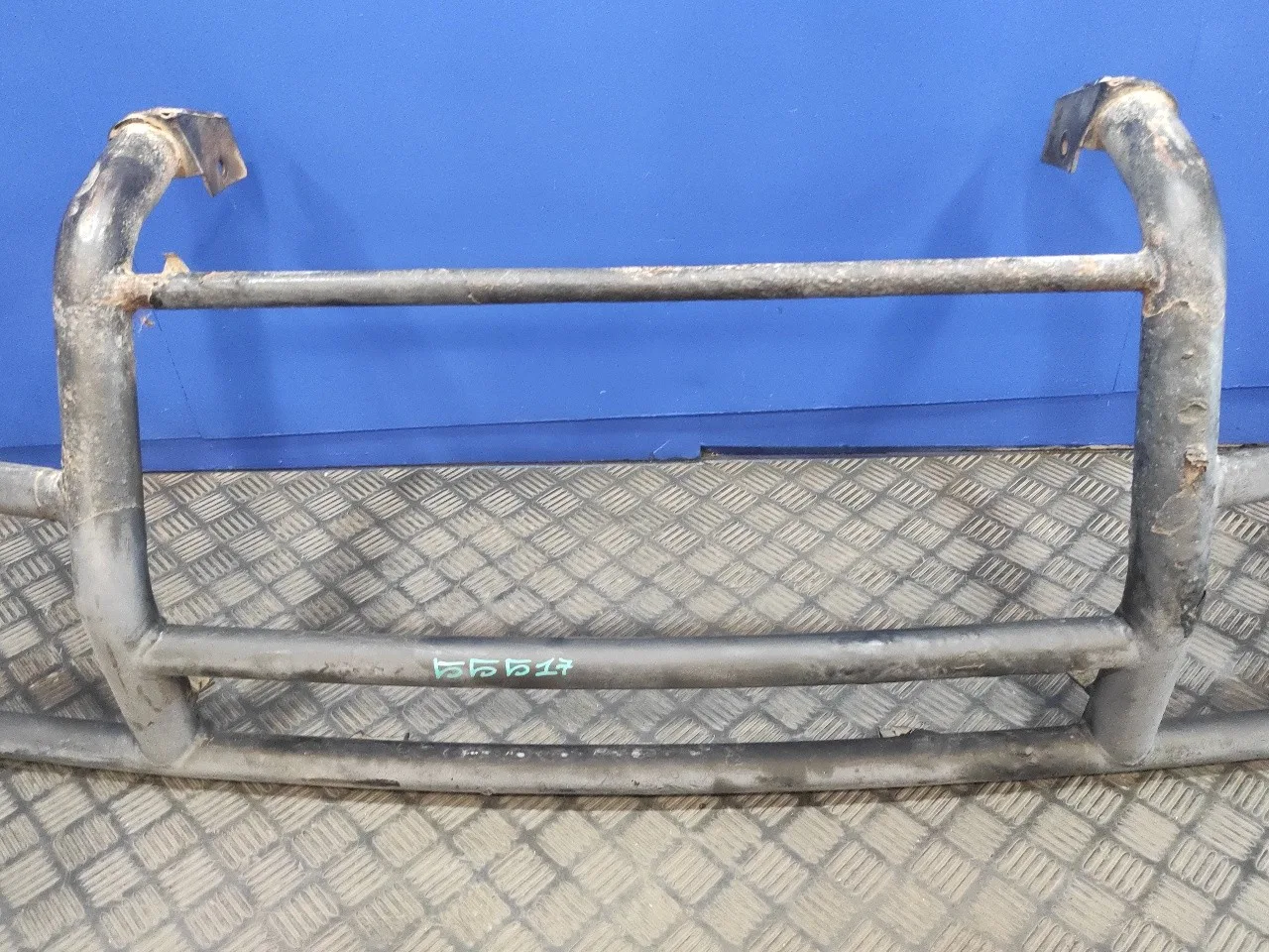 Defensa Delantera para Ford Maverick (Nl)