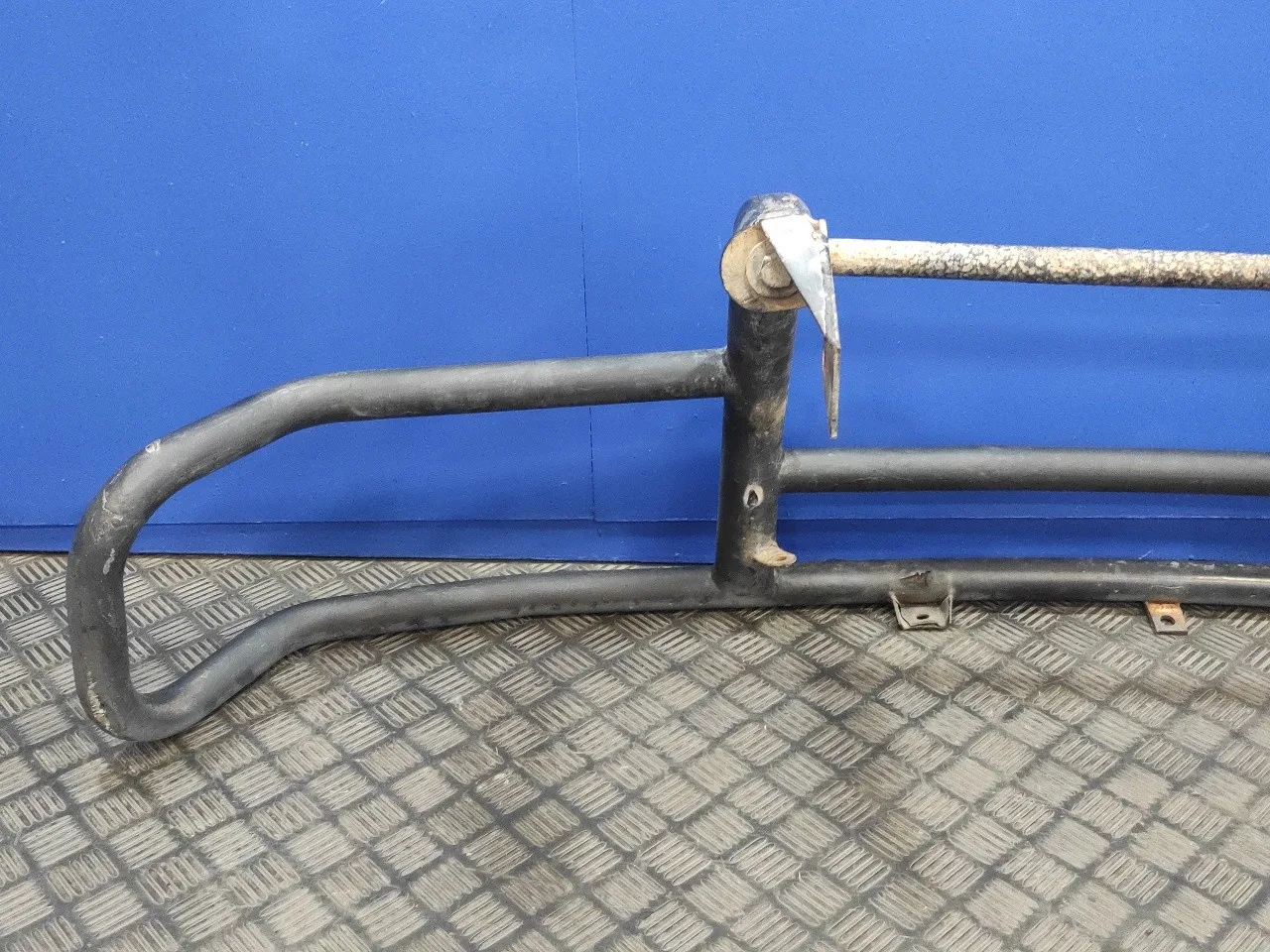 Defensa Delantera para Ford Maverick (Nl)