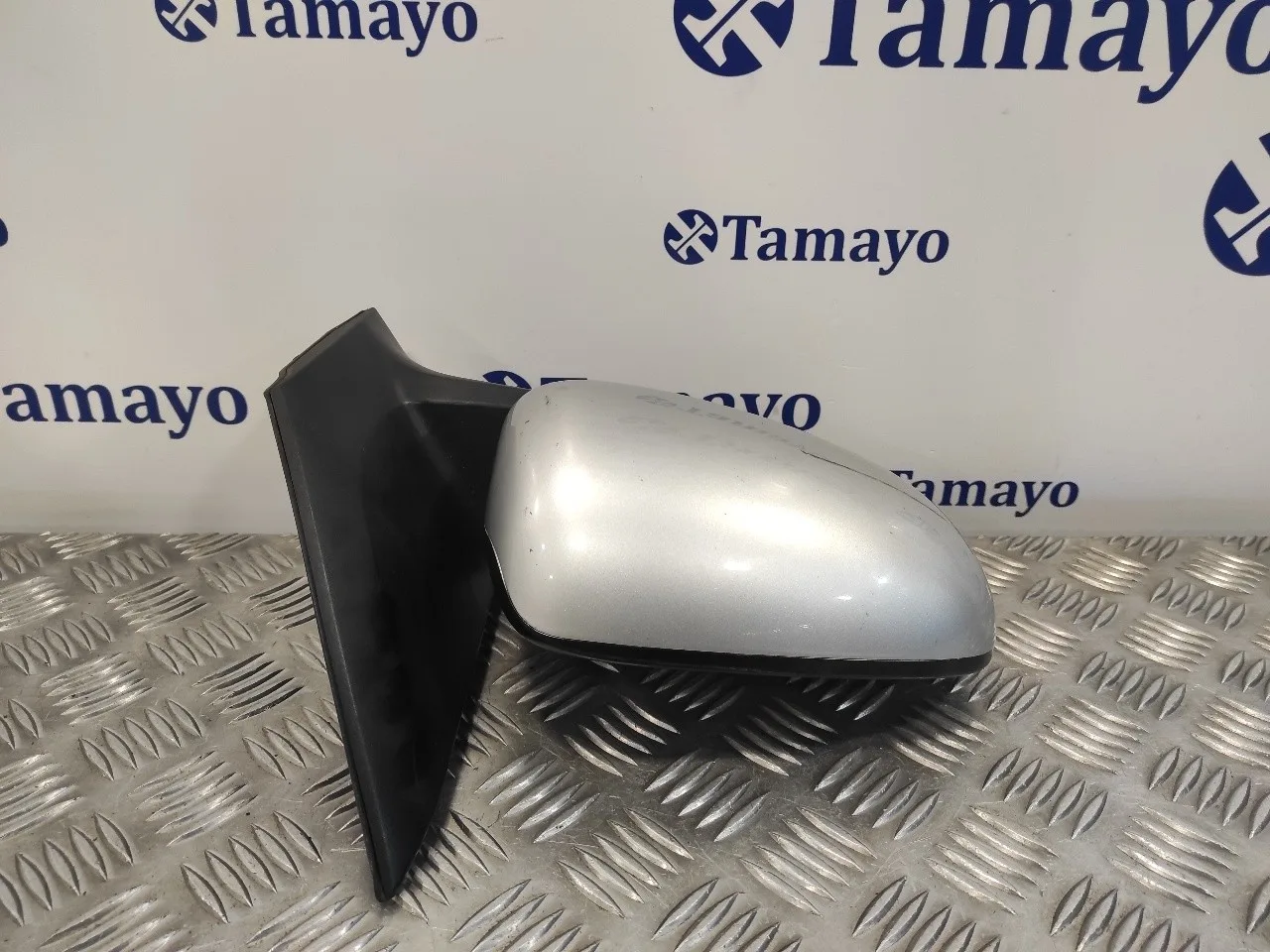 Retrovisor Derecho para Nissan Almera Tino (V10M)