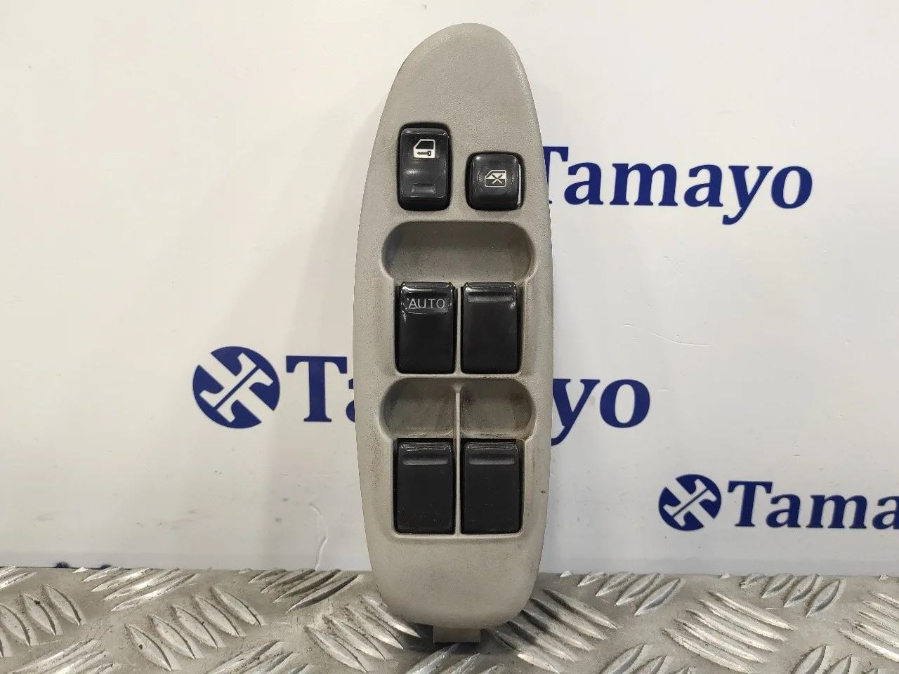 Mando Elevalunas Delantero Izquierdo para Nissan Almera Tino (V10M)
