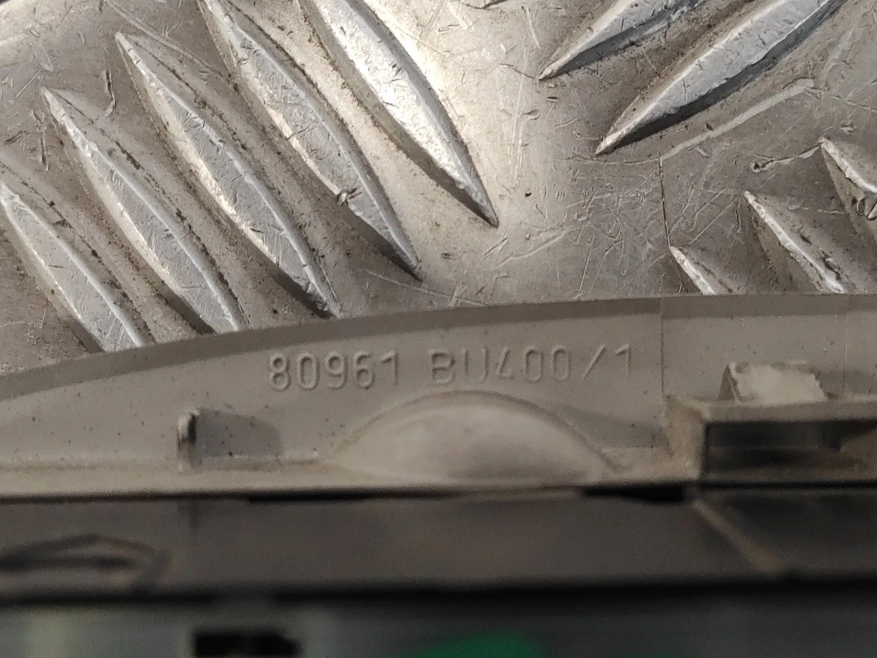 Mando Elevalunas Delantero Izquierdo para Nissan Almera Tino (V10M)