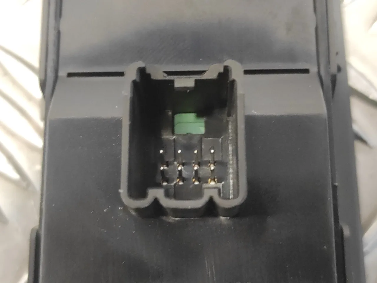 Mando Elevalunas Delantero Izquierdo para Opel Astra J Lim.