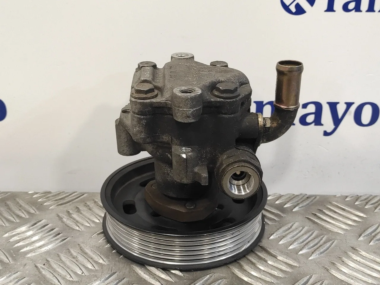 Bomba Direccion para Skoda Octavia Berlina (1U2)