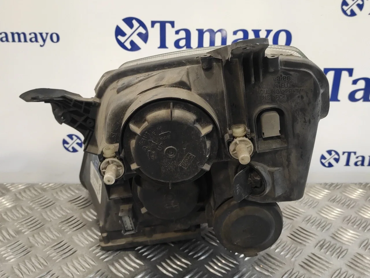 Faro Derecho para Opel Meriva