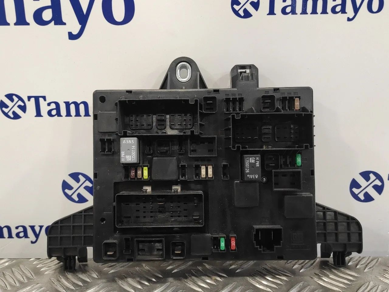 Caja Reles / Fusibles para Opel Astra J Lim.