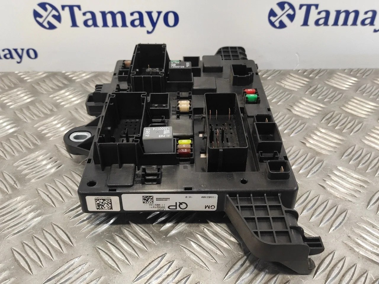 Caja Reles / Fusibles para Opel Astra J Lim.