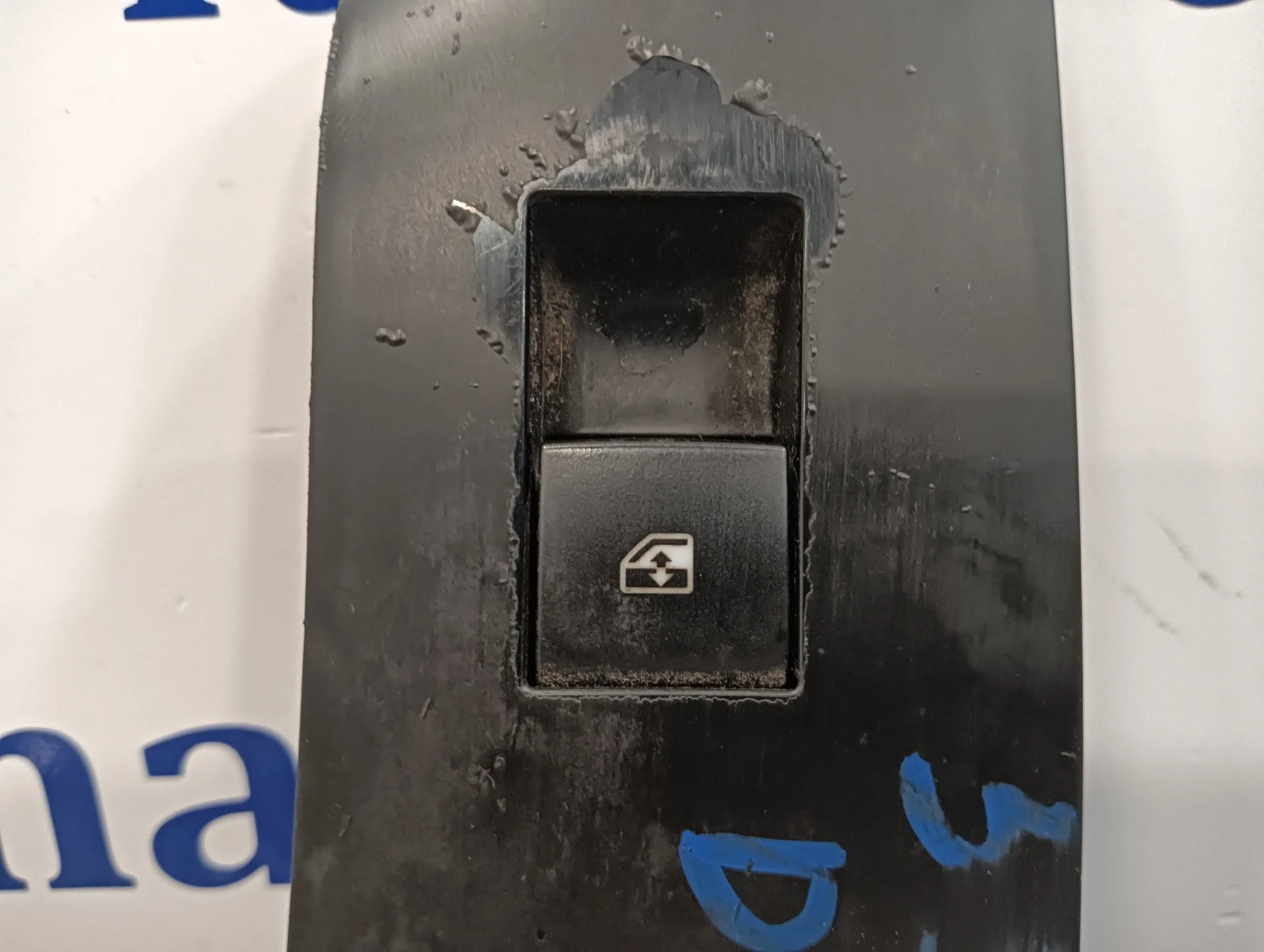 Mando Elevalunas Delantero Derecho para Opel Astra J Lim.