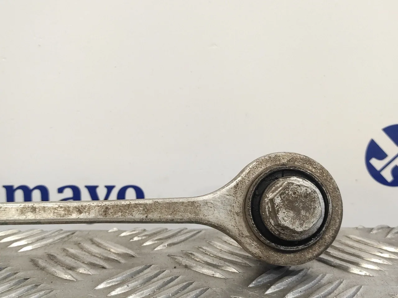 Tirante Delantero Derecho para Volkswagen Touareg (7L6)