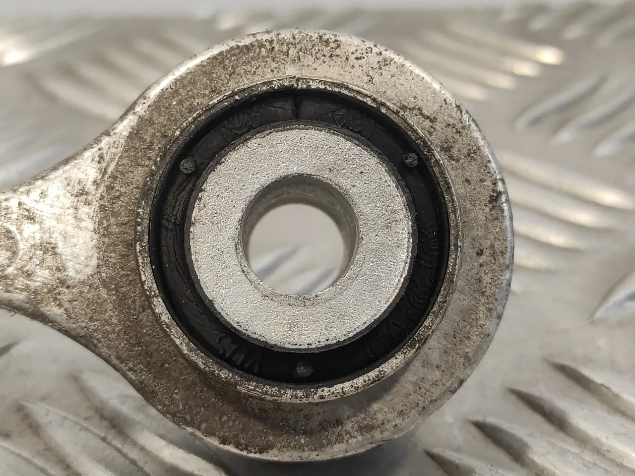 Tirante Delantero Derecho para Volkswagen Touareg (7L6)