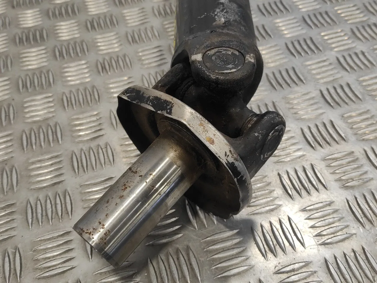 Transmision Central para Mitsubishi Montero (V20/V40)
