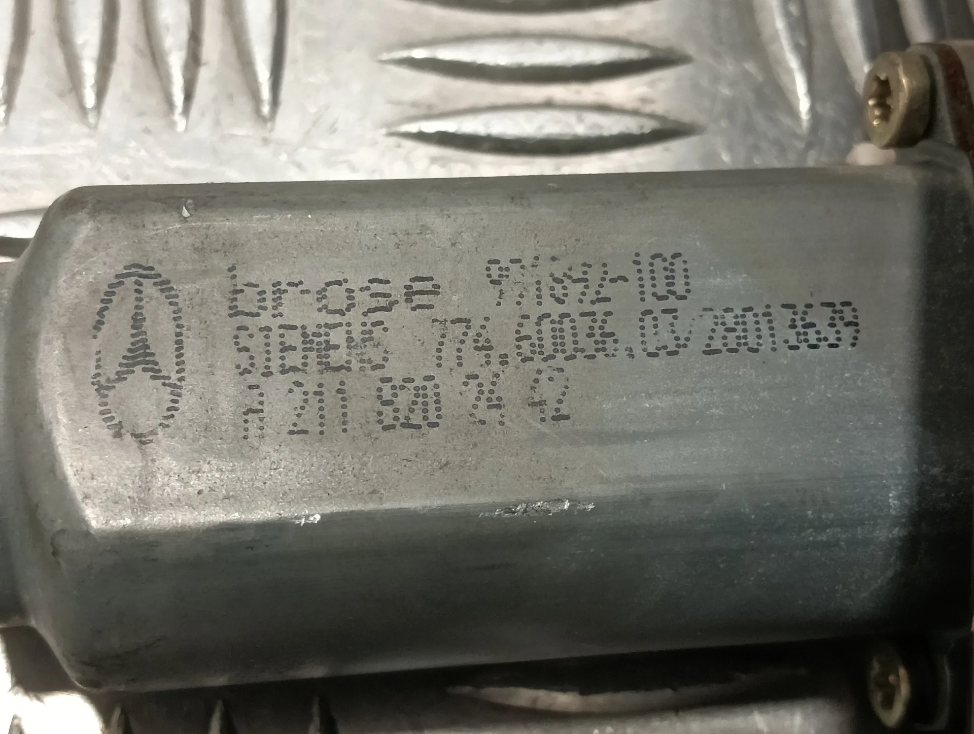 Elevalunas Trasero Derecho para Mercedes-Benz Clase E (W211) Berlina