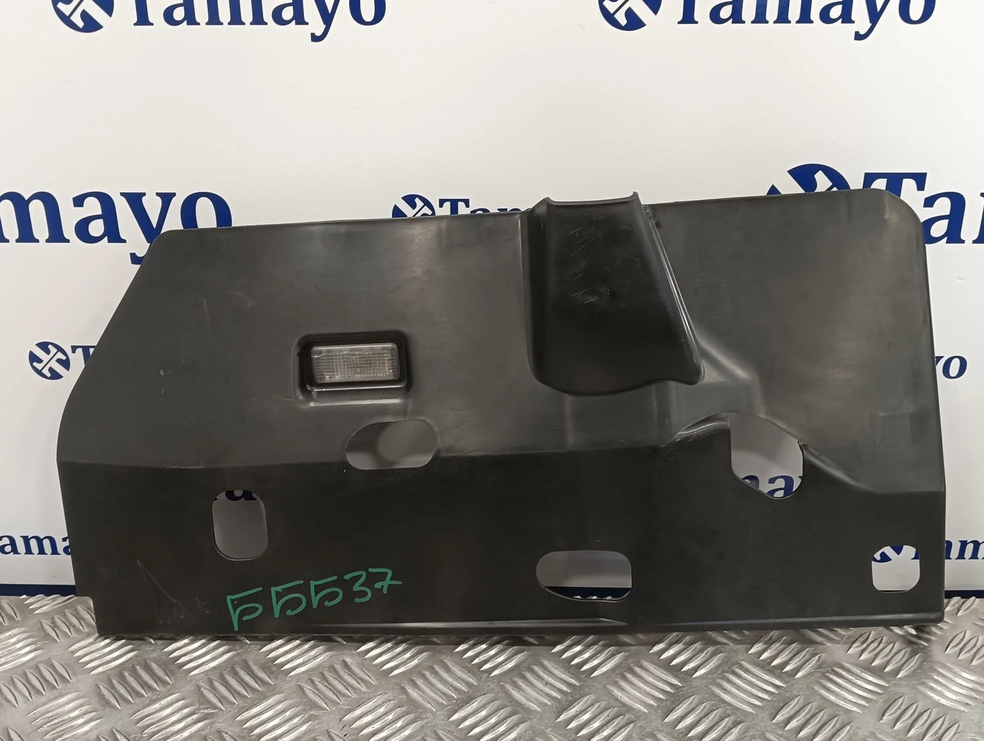 Moldura para Volkswagen Touareg (7L6)