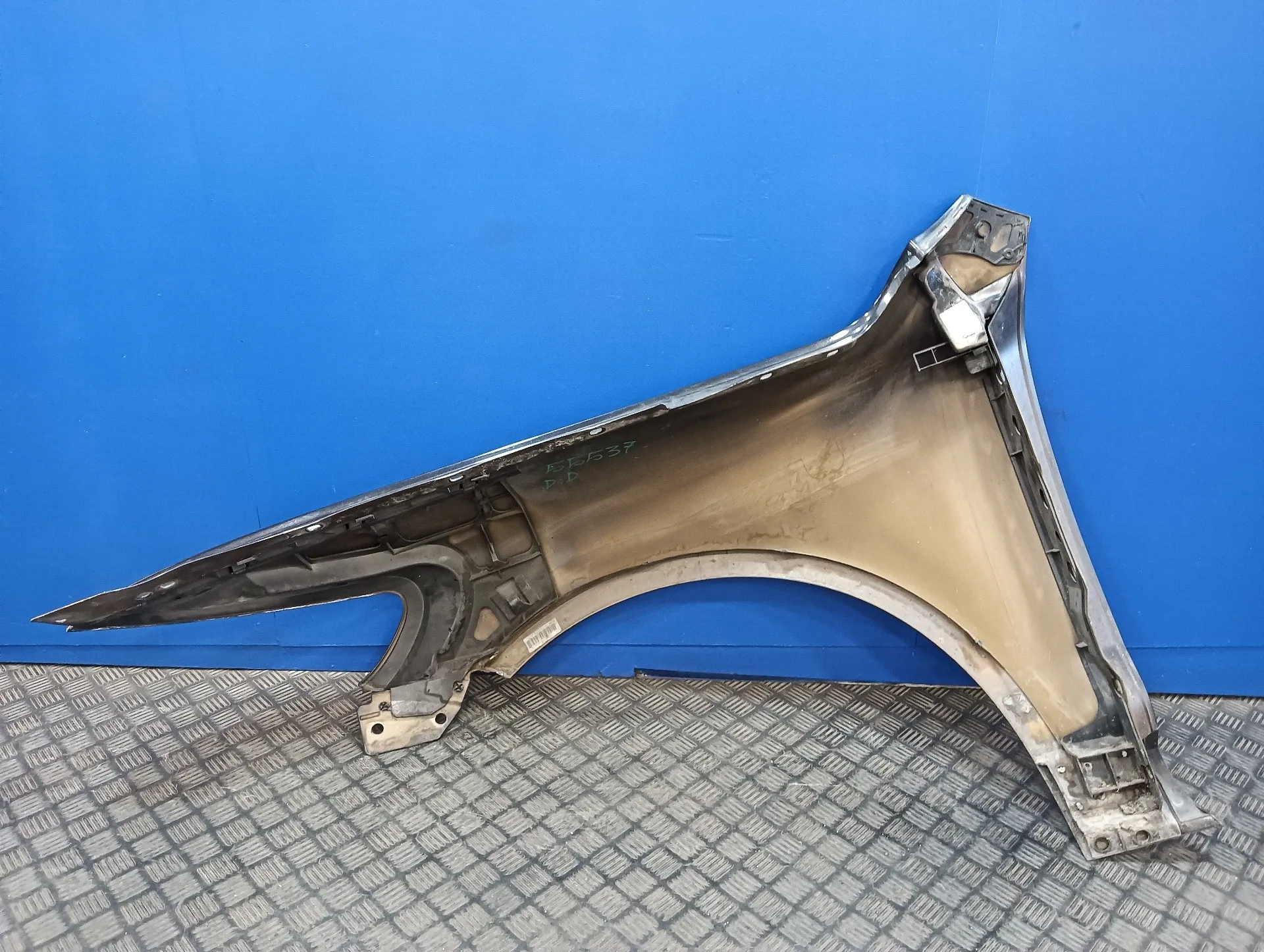 Aleta Delantera Derecha para Volkswagen Touareg (7L6)