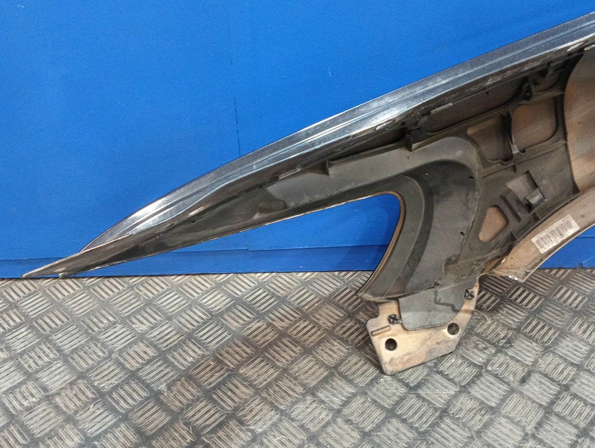 Aleta Delantera Derecha para Volkswagen Touareg (7L6)