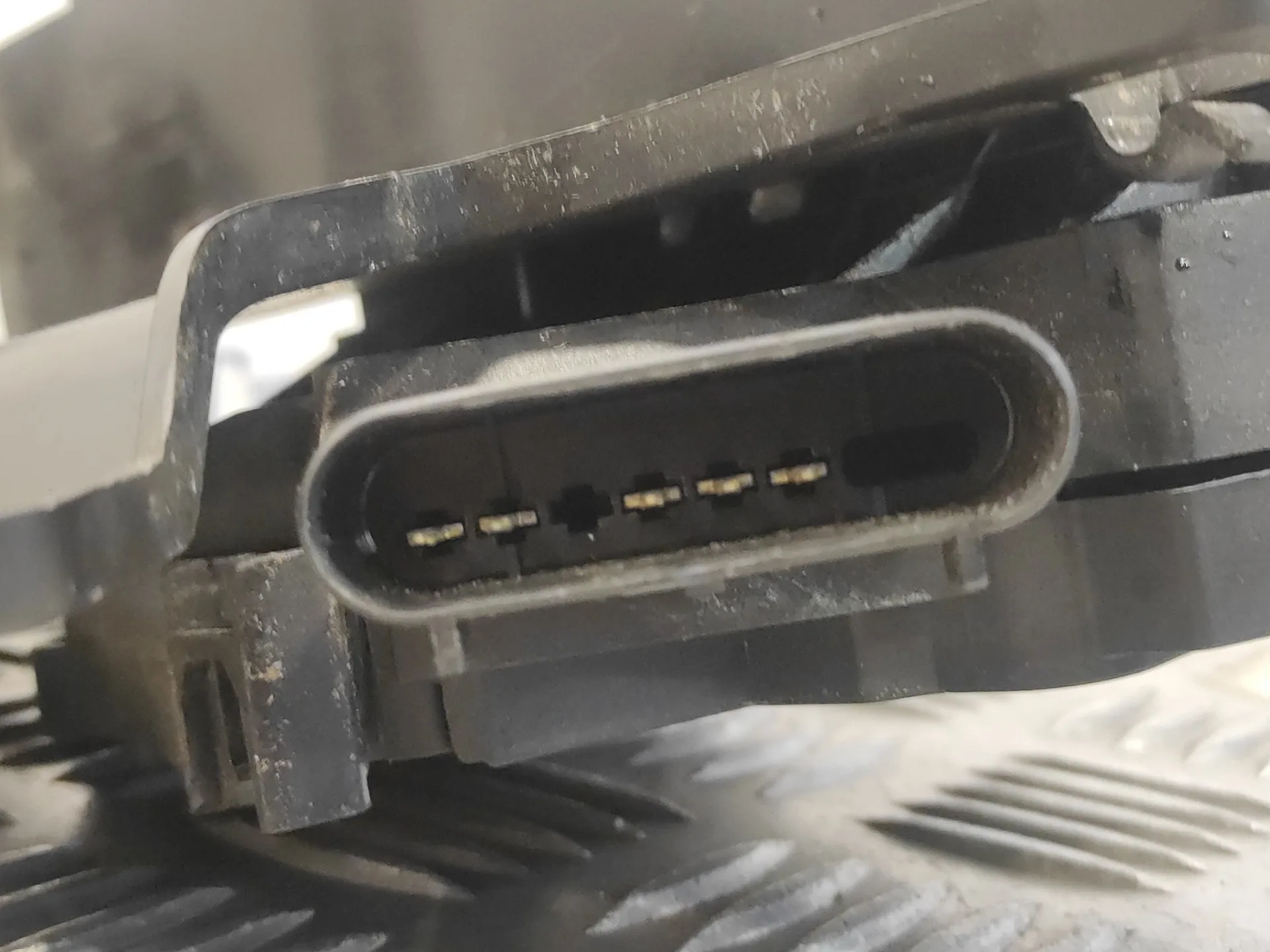 Cerradura Puerta Delantera Izquierda para Ford Fiesta (Cb1)